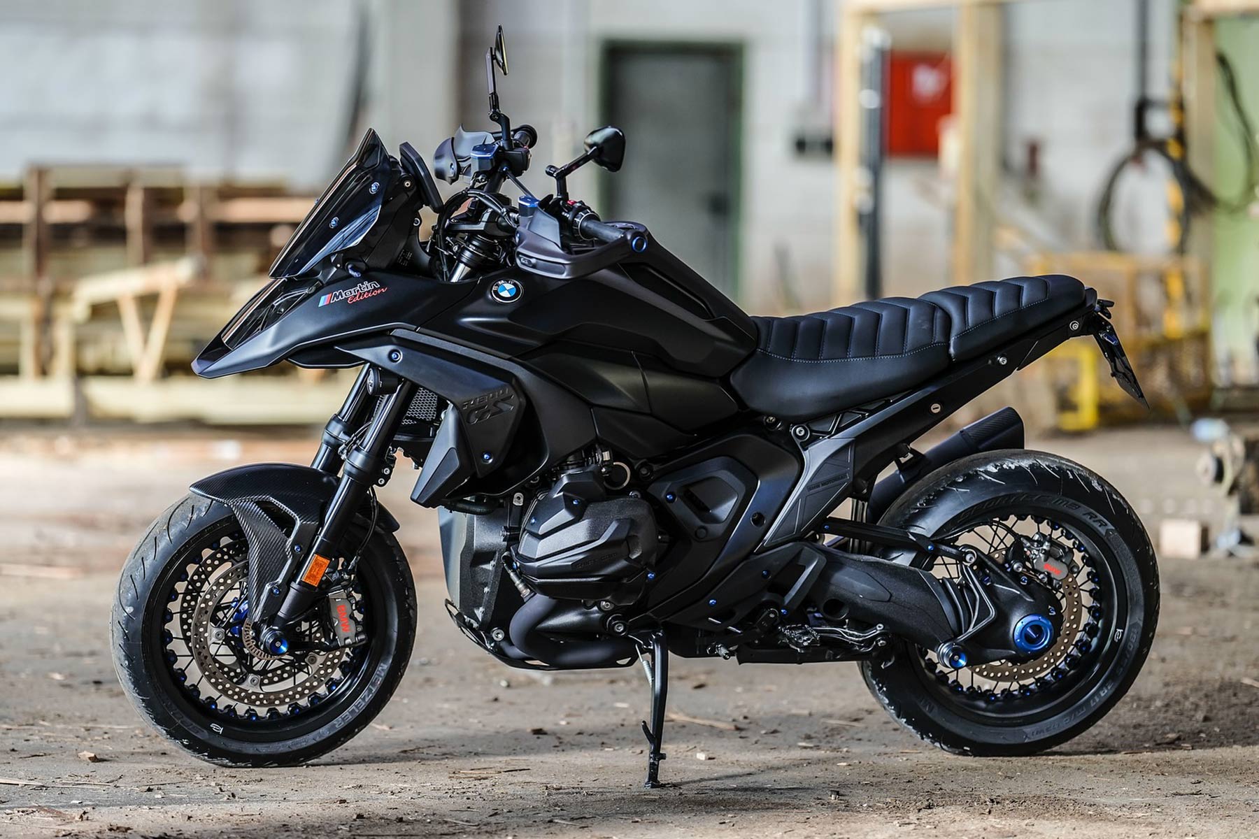 ---R-1300-GS-Martin-Edition-Supermoto-BlackBlue_01.jpg
