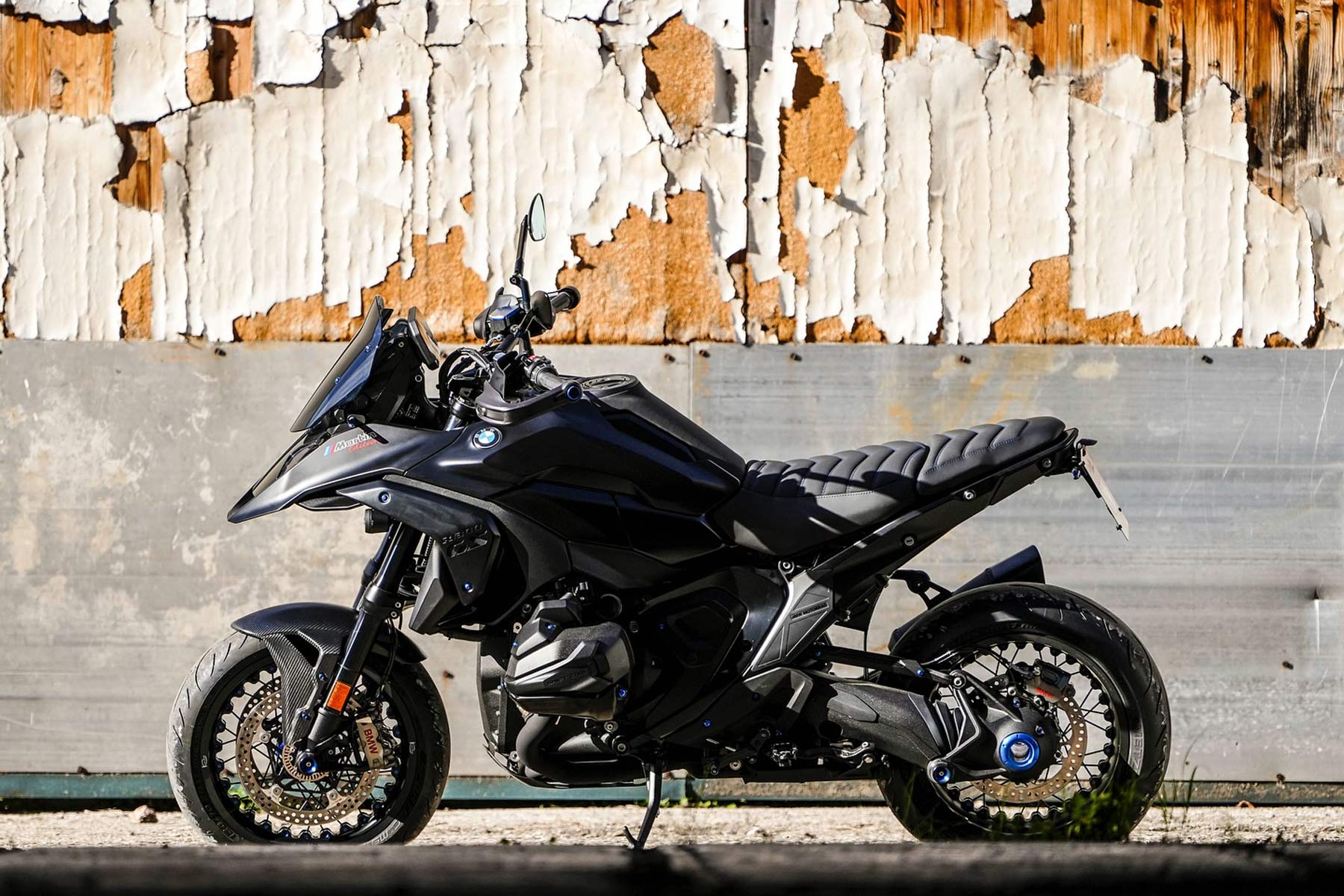 ---R-1300-GS-Martin-Edition-Supermoto-BlackBlue_02.jpg