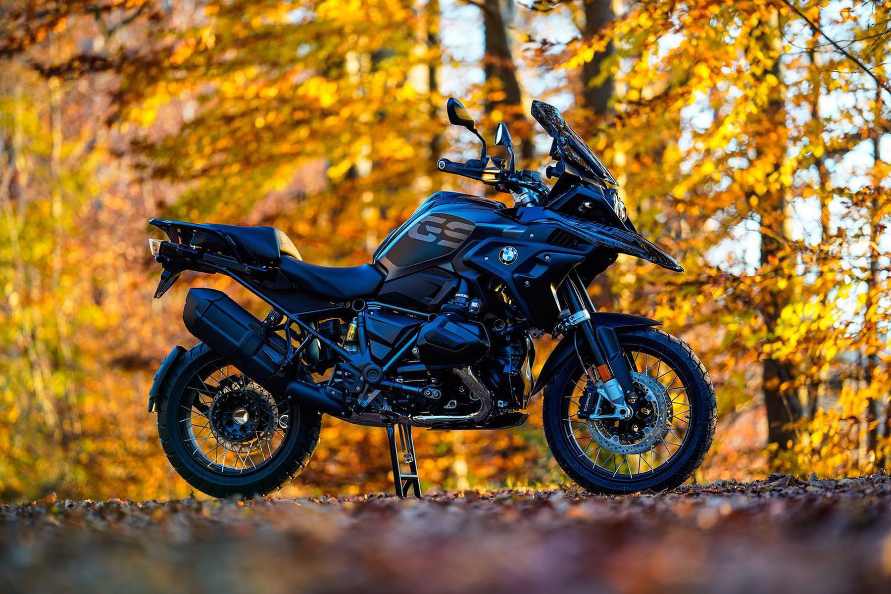 BMW_R1250GS_LC_TripleBlack_Martin_Edition03.jpg