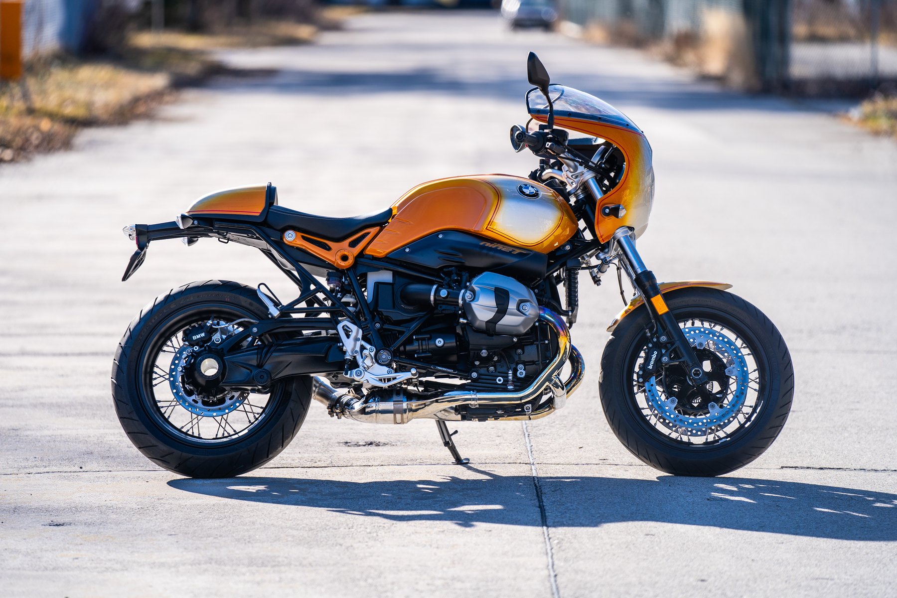 -BMW_R_nineT_Martin_Edition_90S_Daytona_2_Speichenfelgen_Auspuff_Chrom.jpg